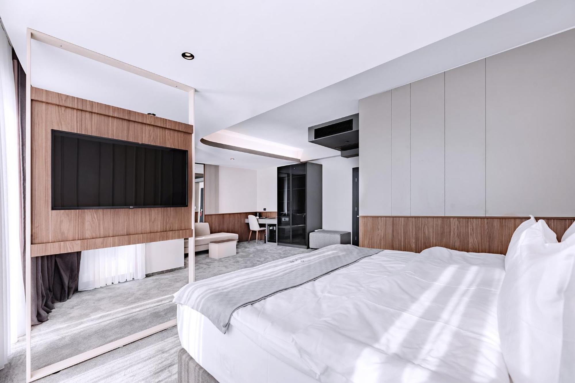 Actor Hotel Suto Orizari Екстер'єр фото