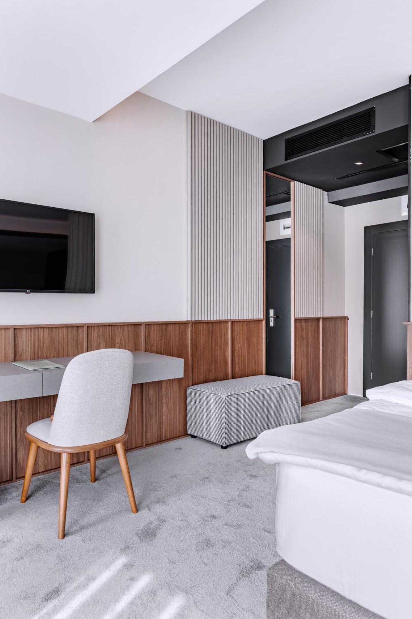 Actor Hotel Suto Orizari Екстер'єр фото