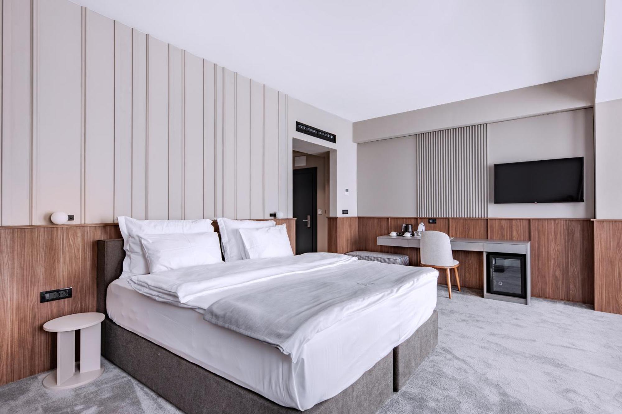 Actor Hotel Suto Orizari Екстер'єр фото